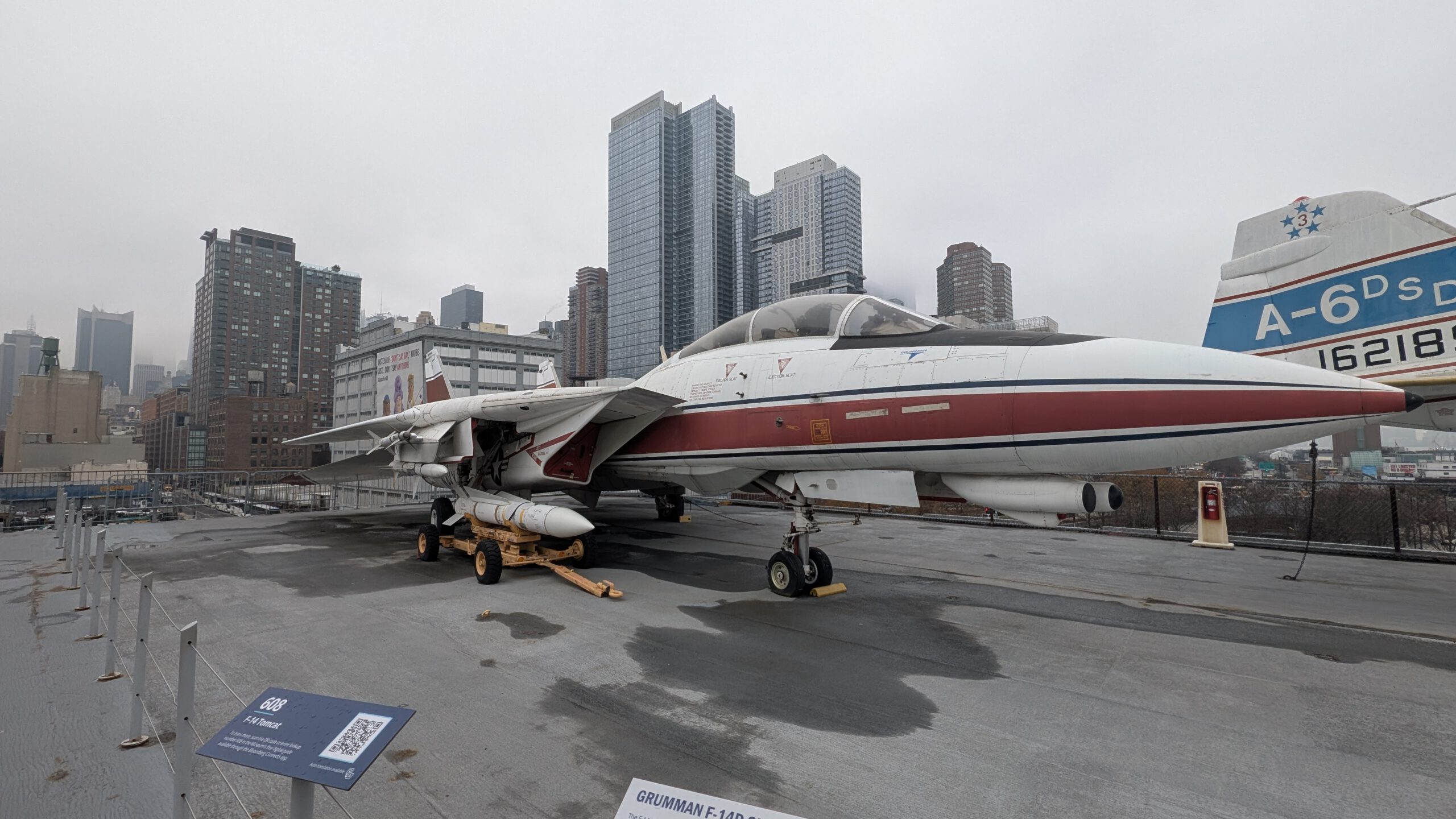 Die F-14 im Intrepid Museum